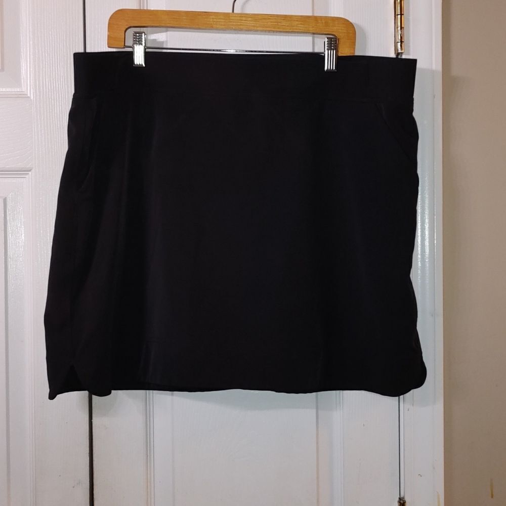 32 degree Cool black tennis running  skirt skort with pockets  Sz XXL NWOT